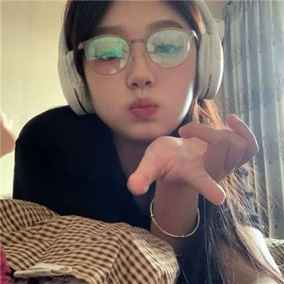 明天，我会成为谁的女友